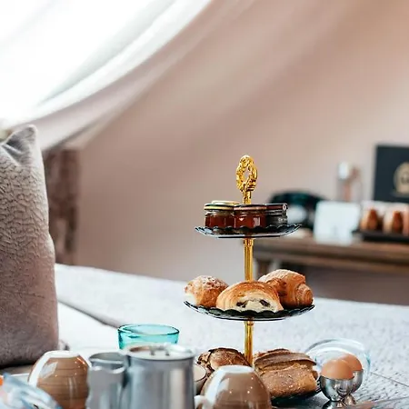 Le Temple De Jeanne Hotel Parigi