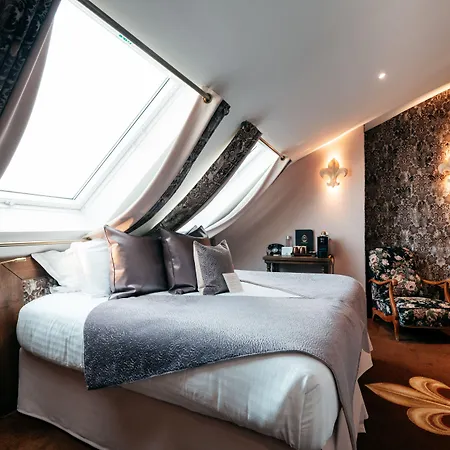 Hotel Le Temple De Jeanne Parigi