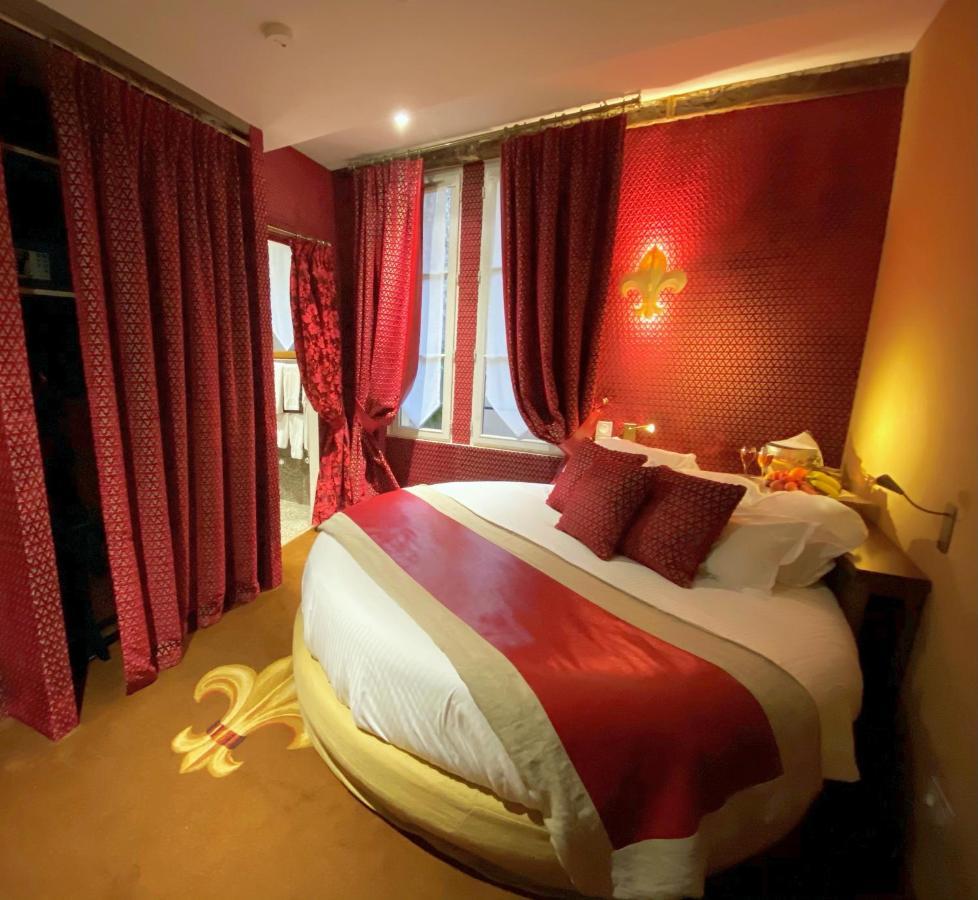 Le Temple De Jeanne Hotel Parigi