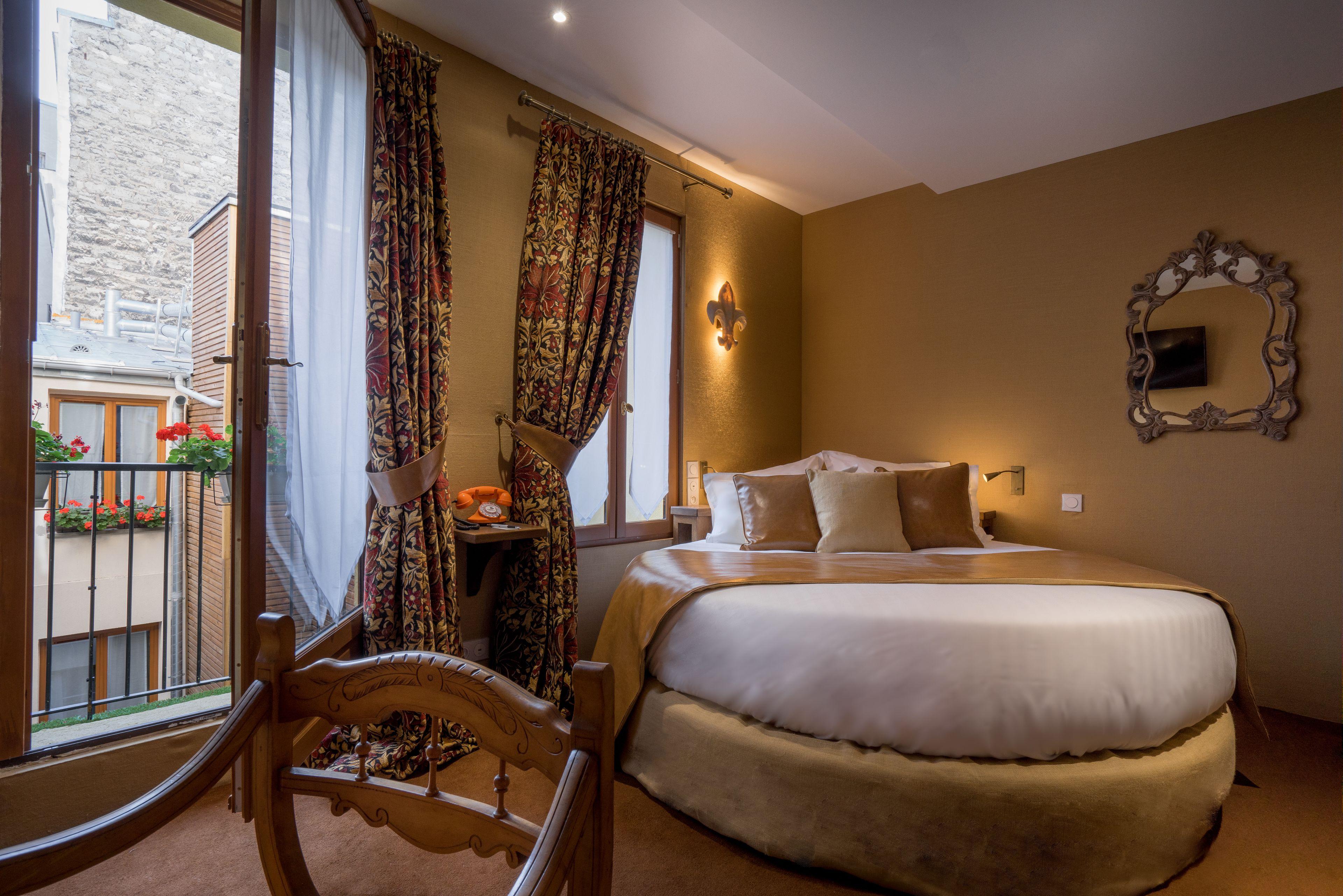 Le Temple De Jeanne Hotel